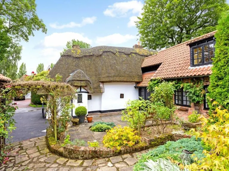 property Compatible Images}