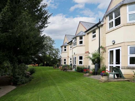 Similar property image