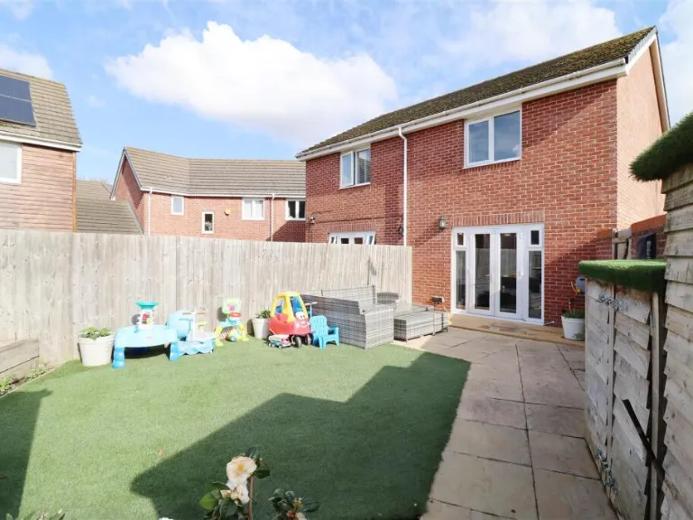 property Compatible Images}