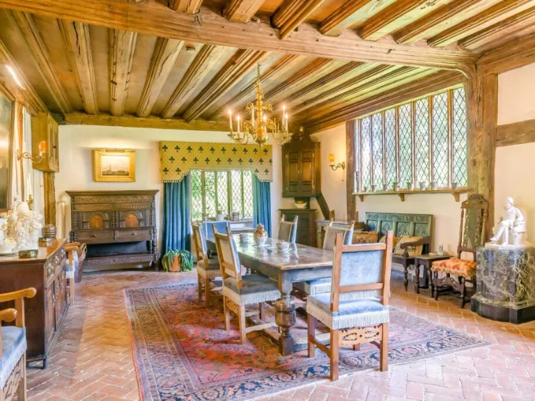 property Compatible Images}