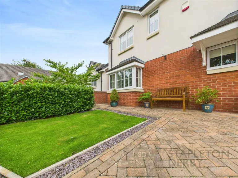 property Compatible Images}