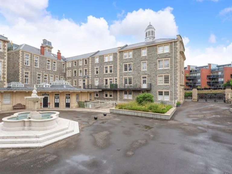 property Compatible Images}