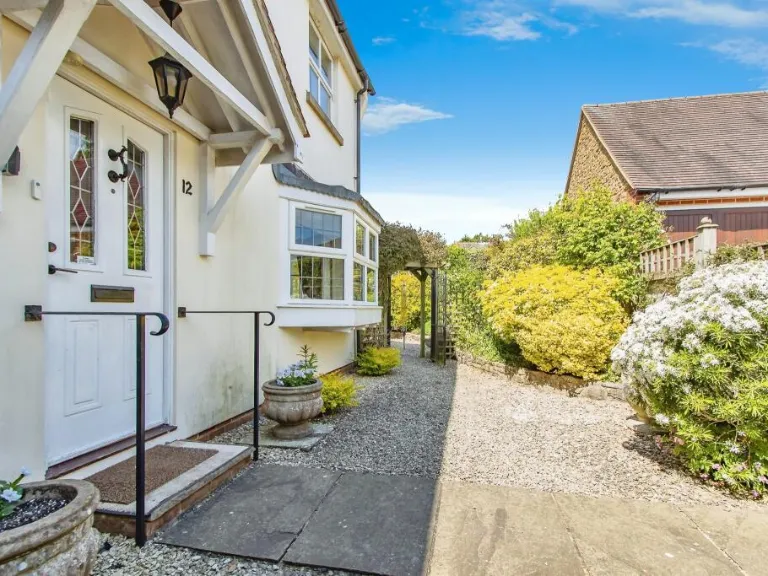 property Compatible Images}