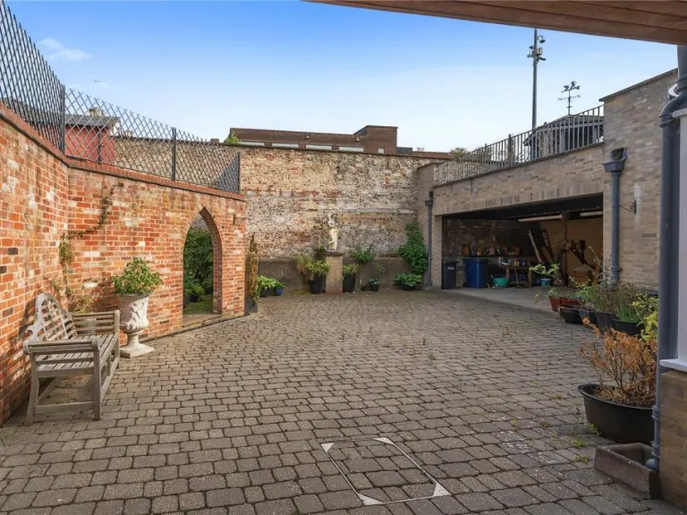 property Compatible Images}