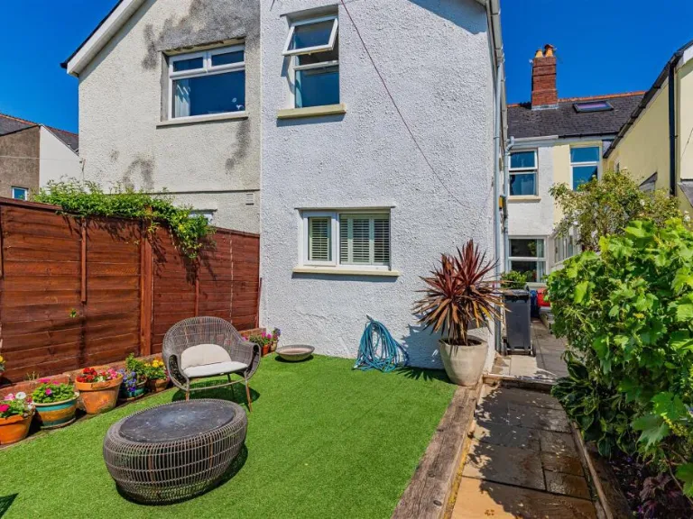 property Compatible Images}