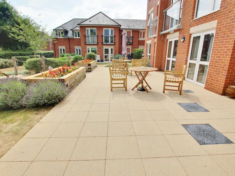 property Compatible Images}