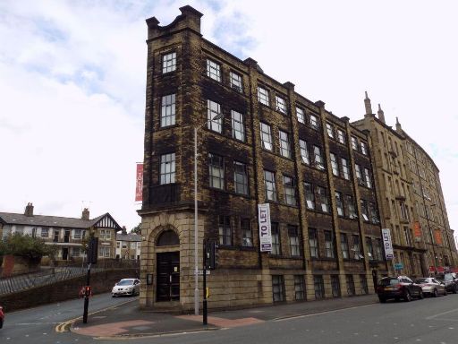 Similar property image