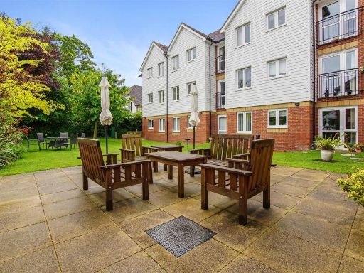 Similar property image