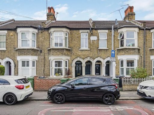 Similar property image