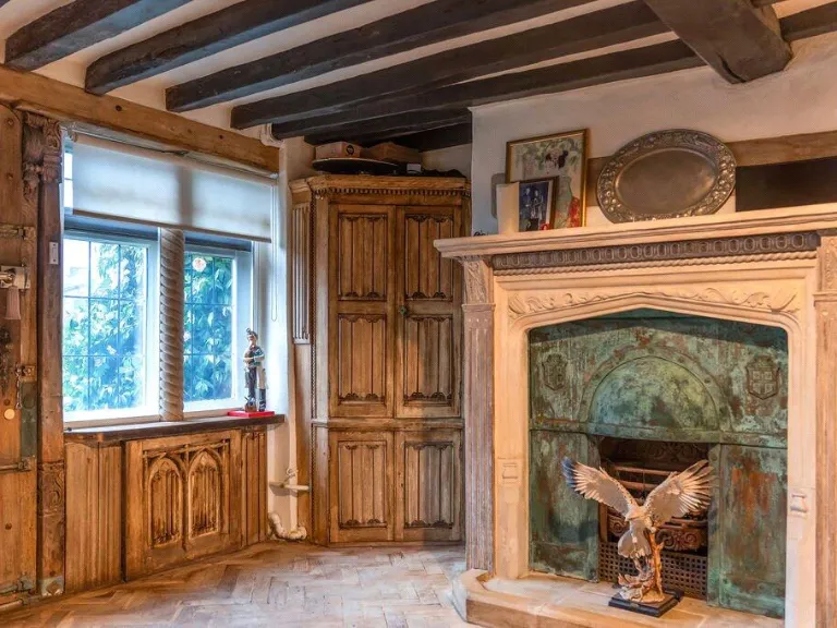 property Compatible Images}