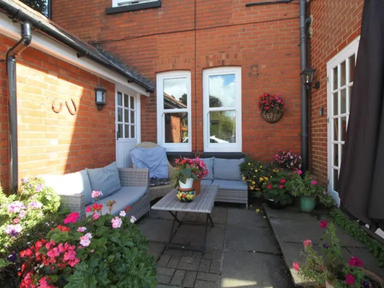 property Compatible Images}