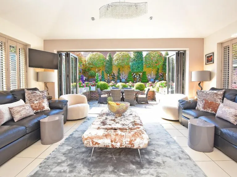 property Compatible Images}