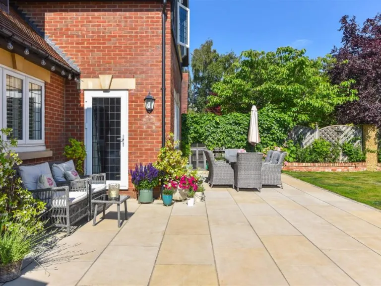 property Compatible Images}
