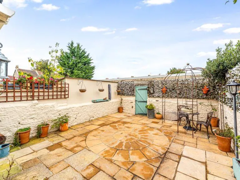 property Compatible Images}