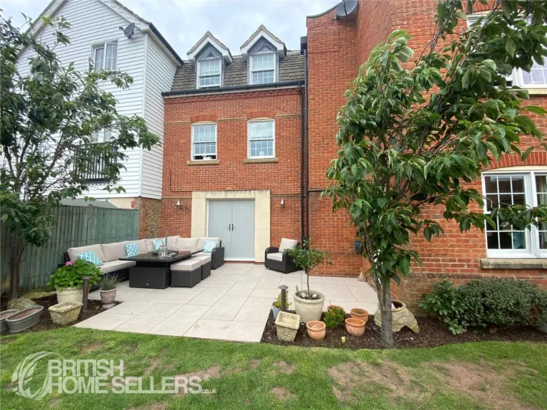 property Compatible Images}