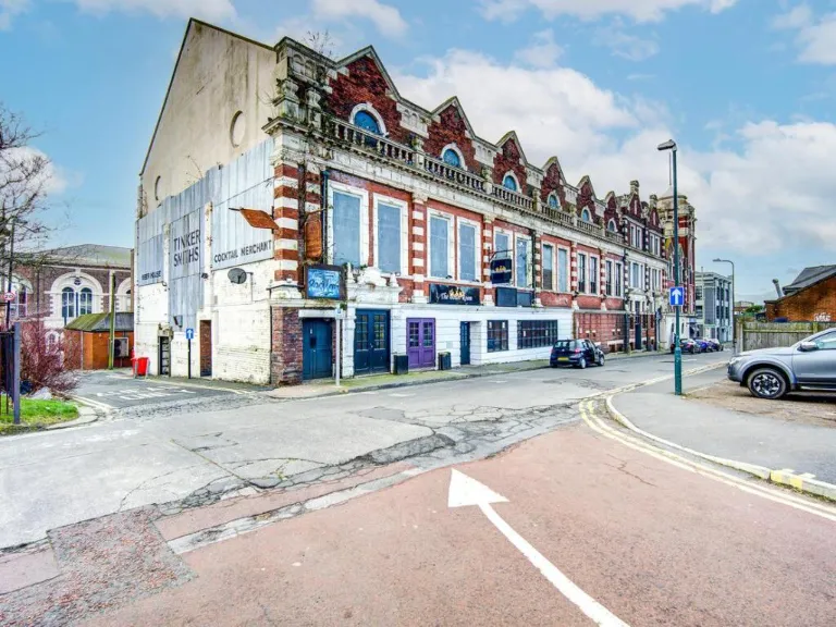 property Compatible Images}