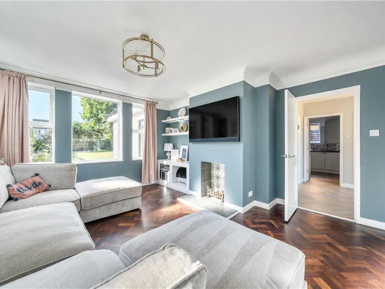 property Compatible Images}