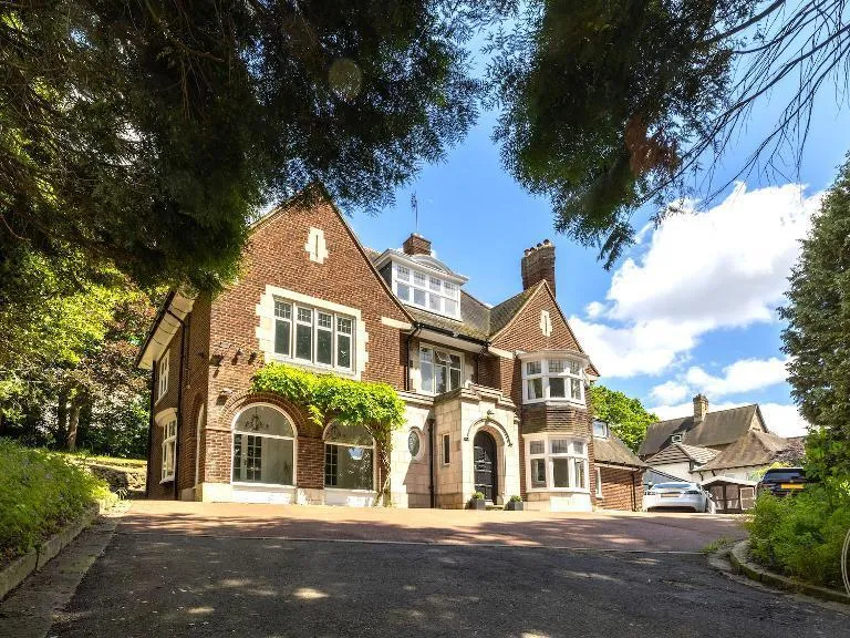 property Compatible Images}