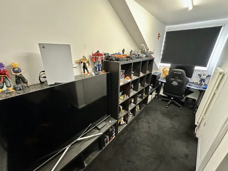 property Compatible Images}