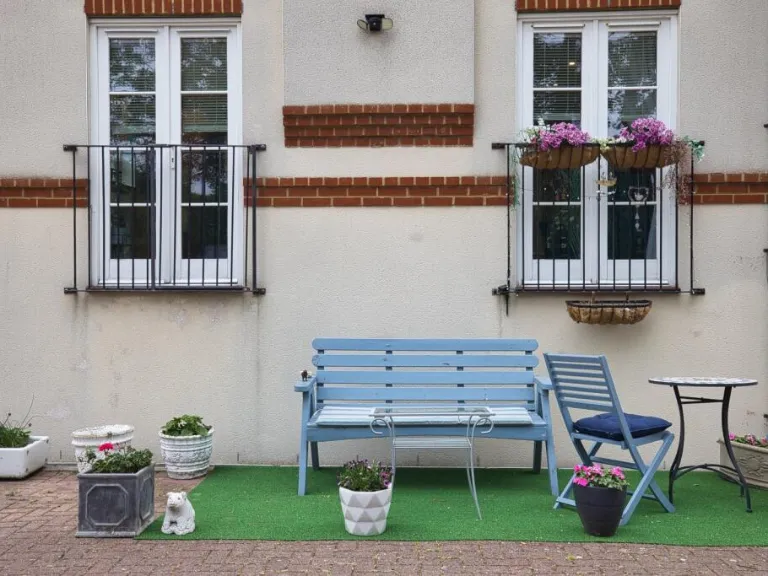 property Compatible Images}