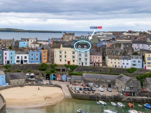 Similar property image