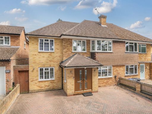 Similar property image