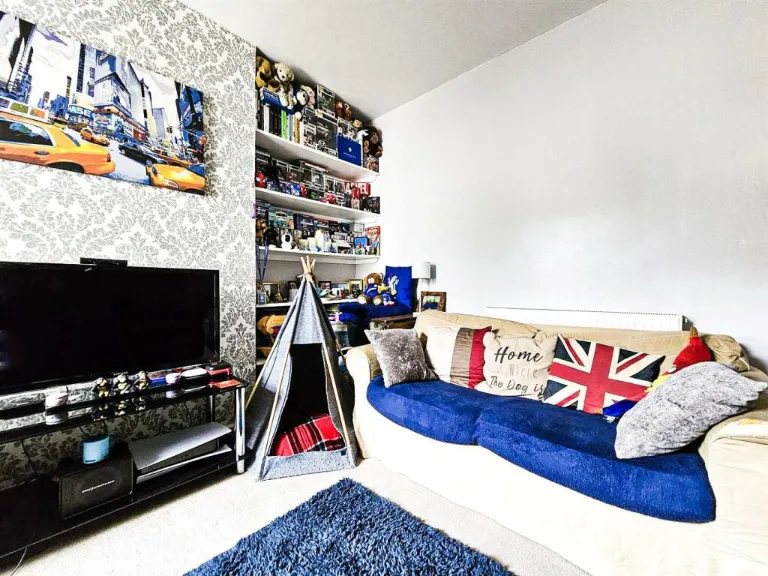 property Compatible Images}