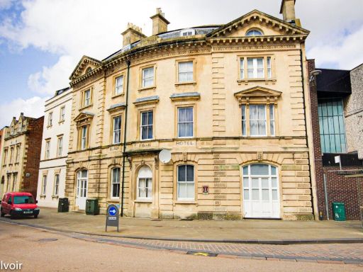 Similar property image