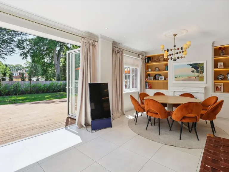 property Compatible Images}