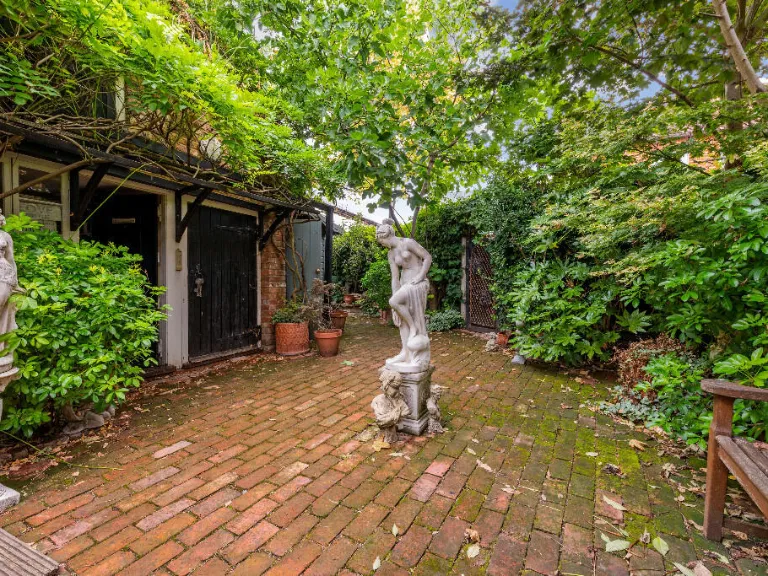 property Compatible Images}