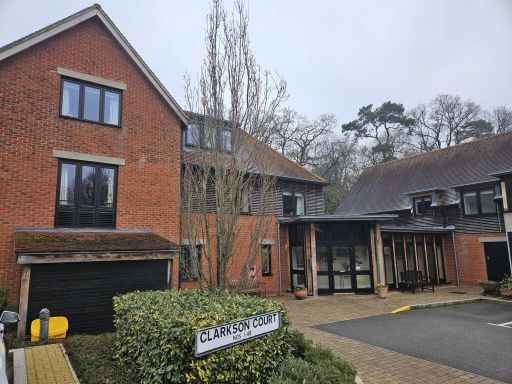 Similar property image