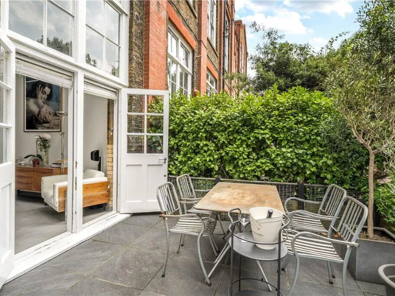 property Compatible Images}