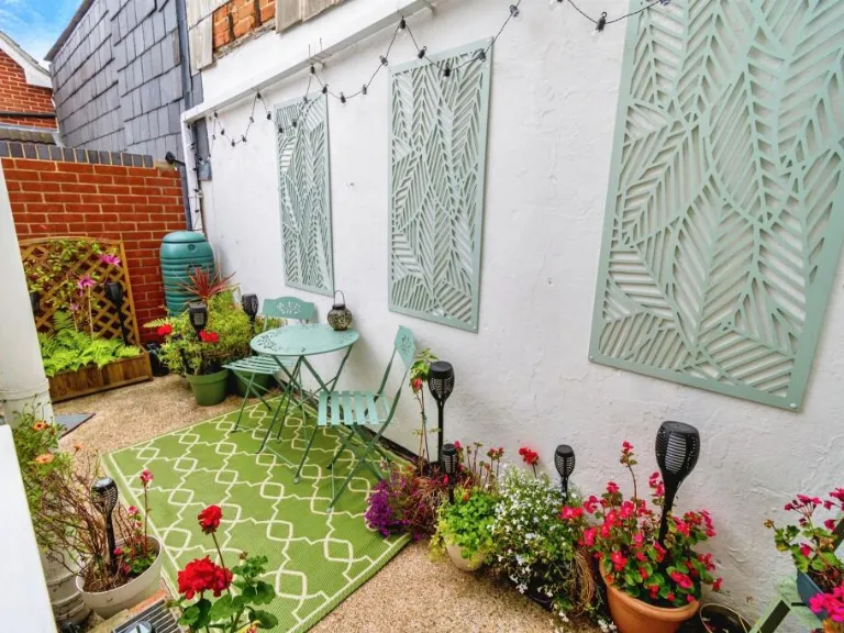 property Compatible Images}