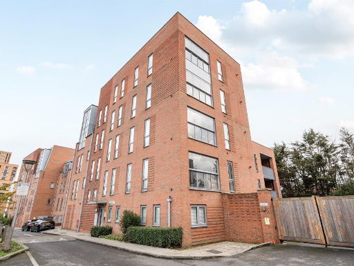 Similar property image