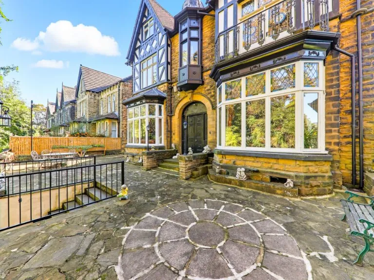 property Compatible Images}