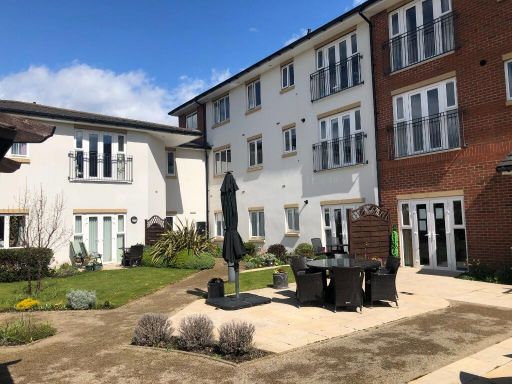 Similar property image