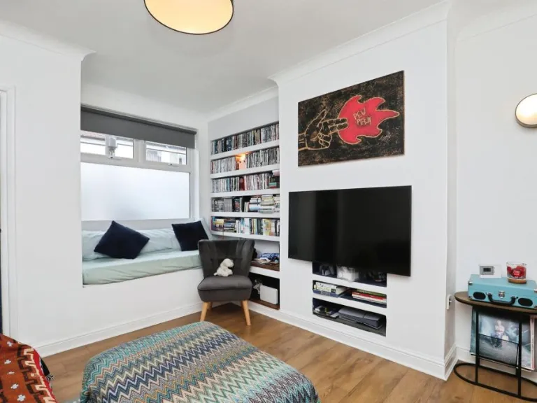 property Compatible Images}