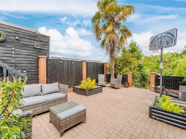 property Compatible Images}