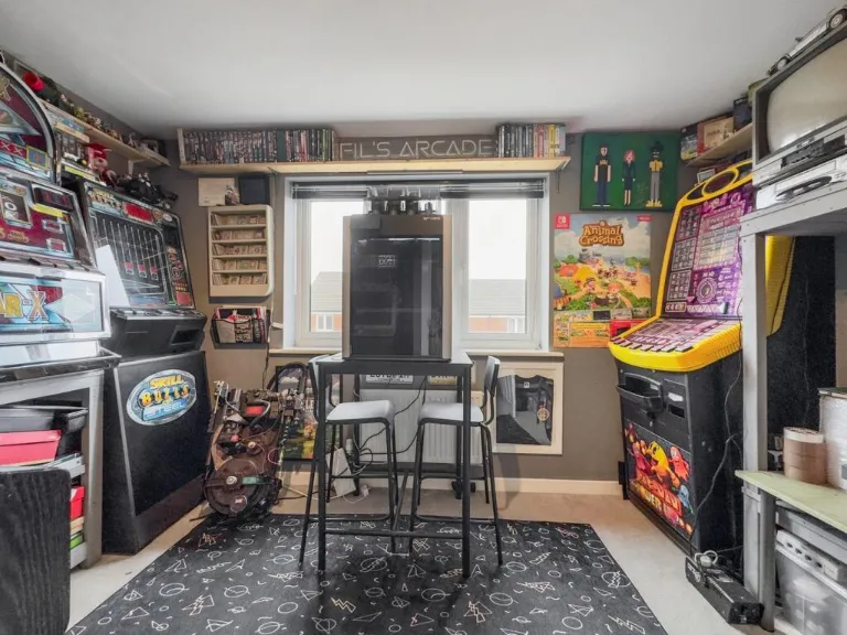 property Compatible Images}