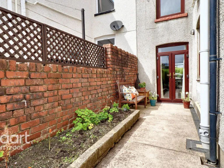 property Compatible Images}