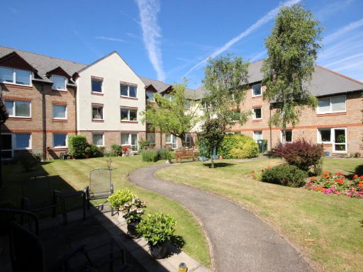 Similar property image