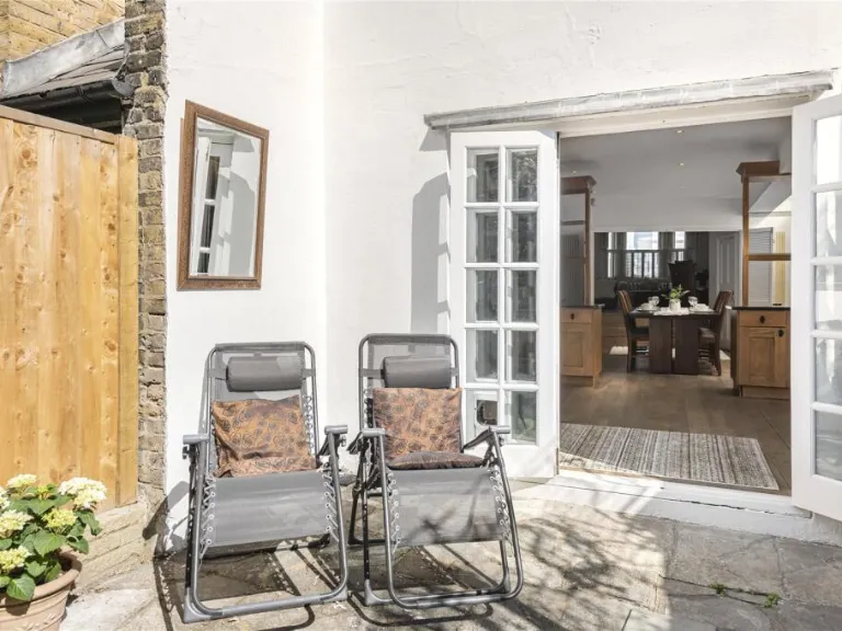 property Compatible Images}