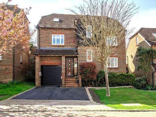 Similar property image