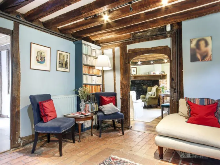 property Compatible Images}