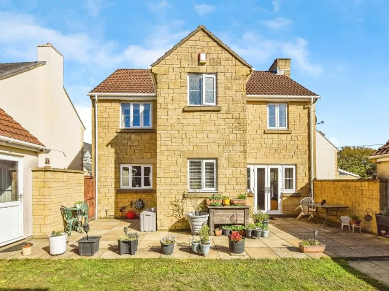 property Compatible Images}