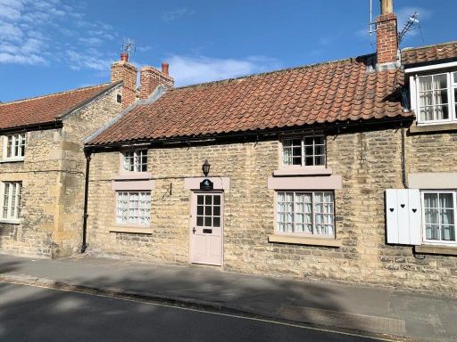 Similar property image