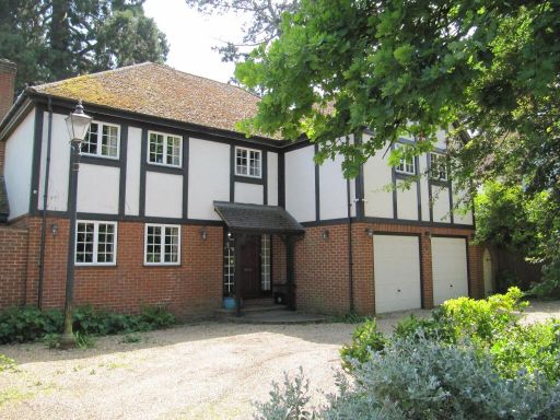 Similar property image