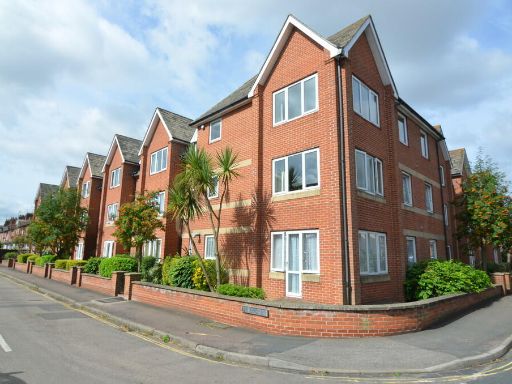 Similar property image