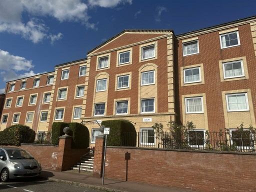 Similar property image