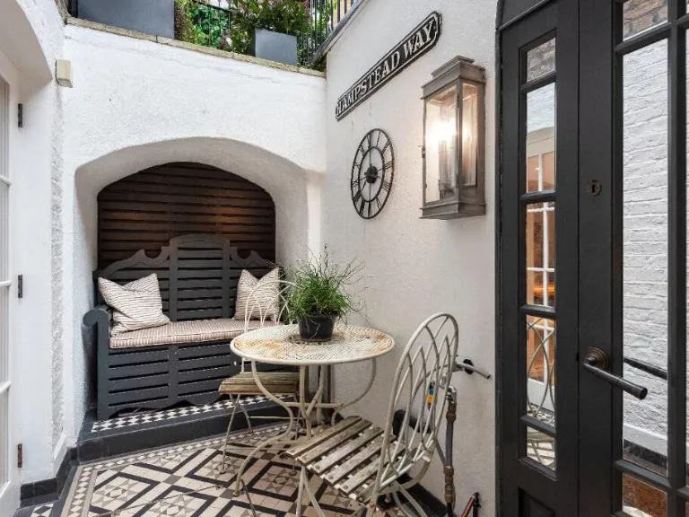 property Compatible Images}